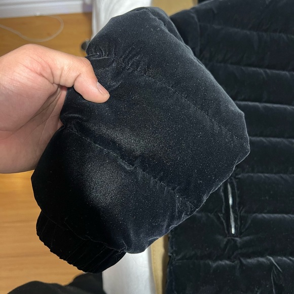 This is emporio jacket got as a gift near even a time weared - Picture 2 of 5